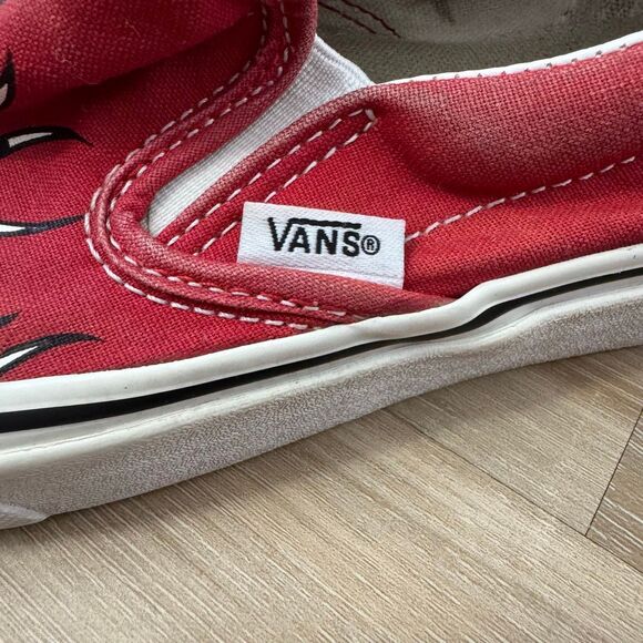 Vans Classic Slip On Checkerboard Flame Red Blood Drip Graphic Shoe Kids 4Y - Picture 8 of 10